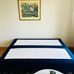 Barbacan - Old Town Center, Panoramic View & Parking *