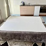 Barbacan - Old Town Center, Panoramic View & Parking *